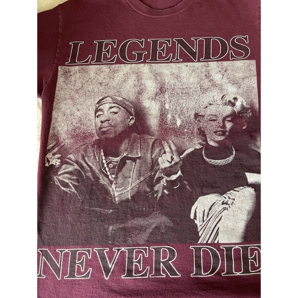 Tupac & Marilyn Monroe Tshirt. Legends Never Die. Size M. Gildan Heavy Cotton - Picture 2 of 10